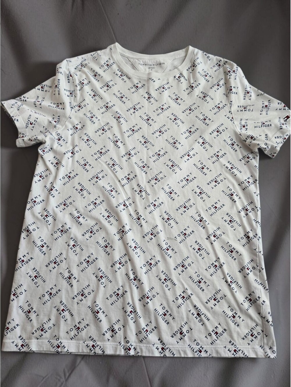 Tommy Hilfiger White Logo Print T-Shirt Medium
